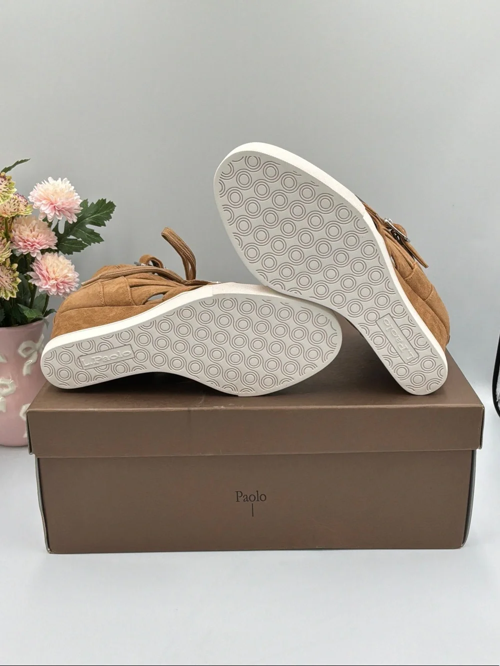 Paolo suede wedge